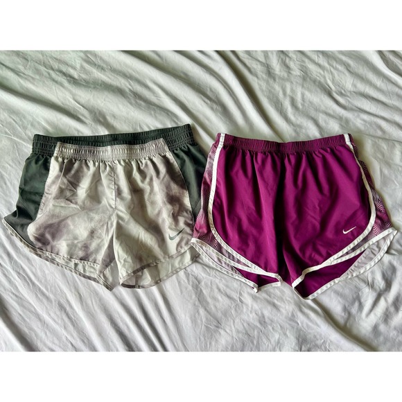 2 Pair Nike runnings shorts size Medium - Picture 1 of 10